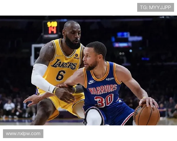 NBA赛季最新动态:詹姆斯复出领衔湖人冲击季后赛,库里带队勇士重回巅峰