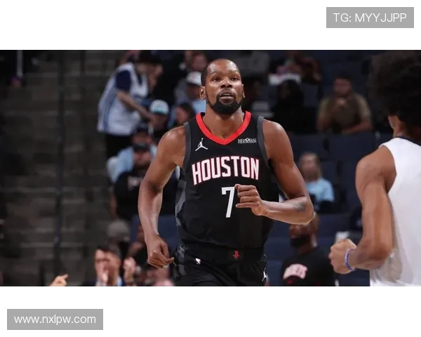 杜兰特复出表现抢眼 带领太阳大胜对手迎来三连胜